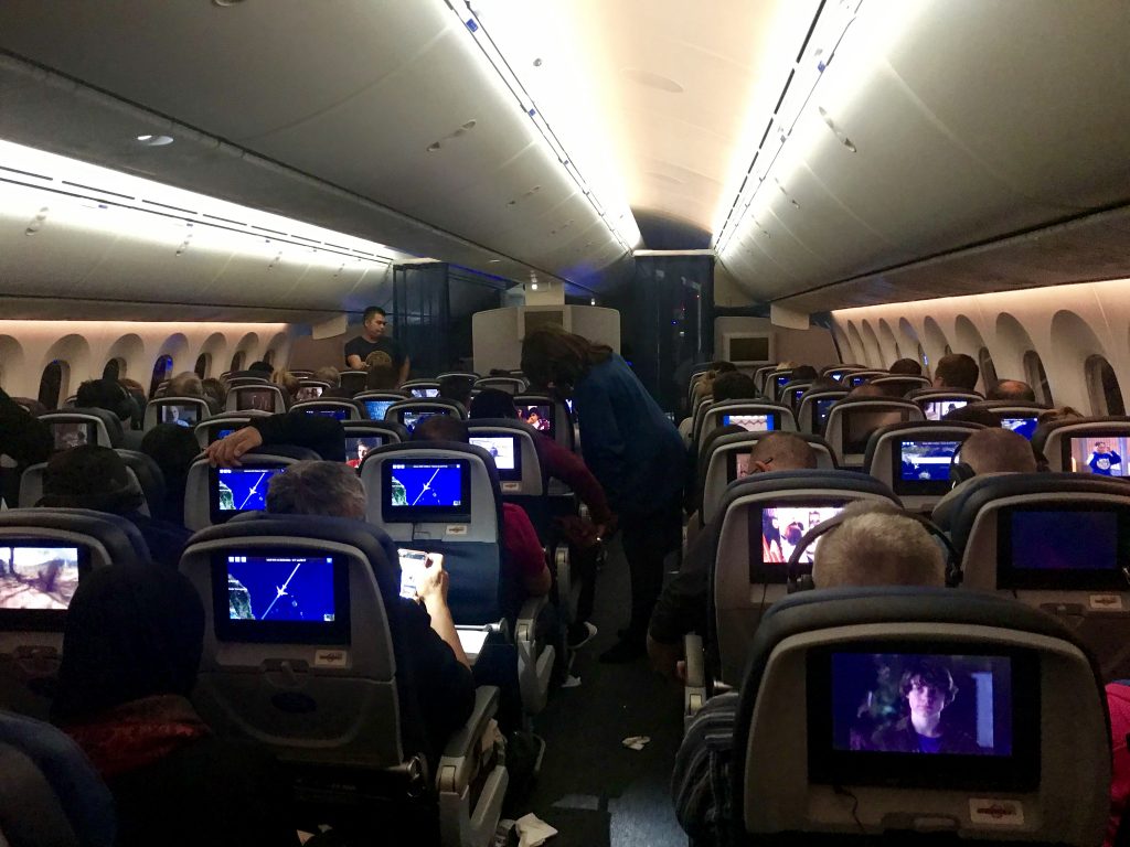 United Airlines UA1 Boeing 787-900