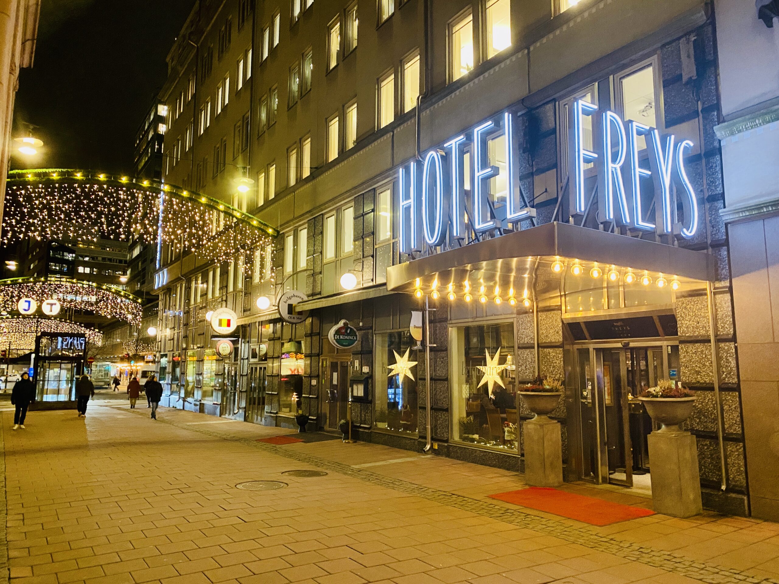 Freys Hotel I Stockholm Som Att Landa Bland Takåsarna I Paris
